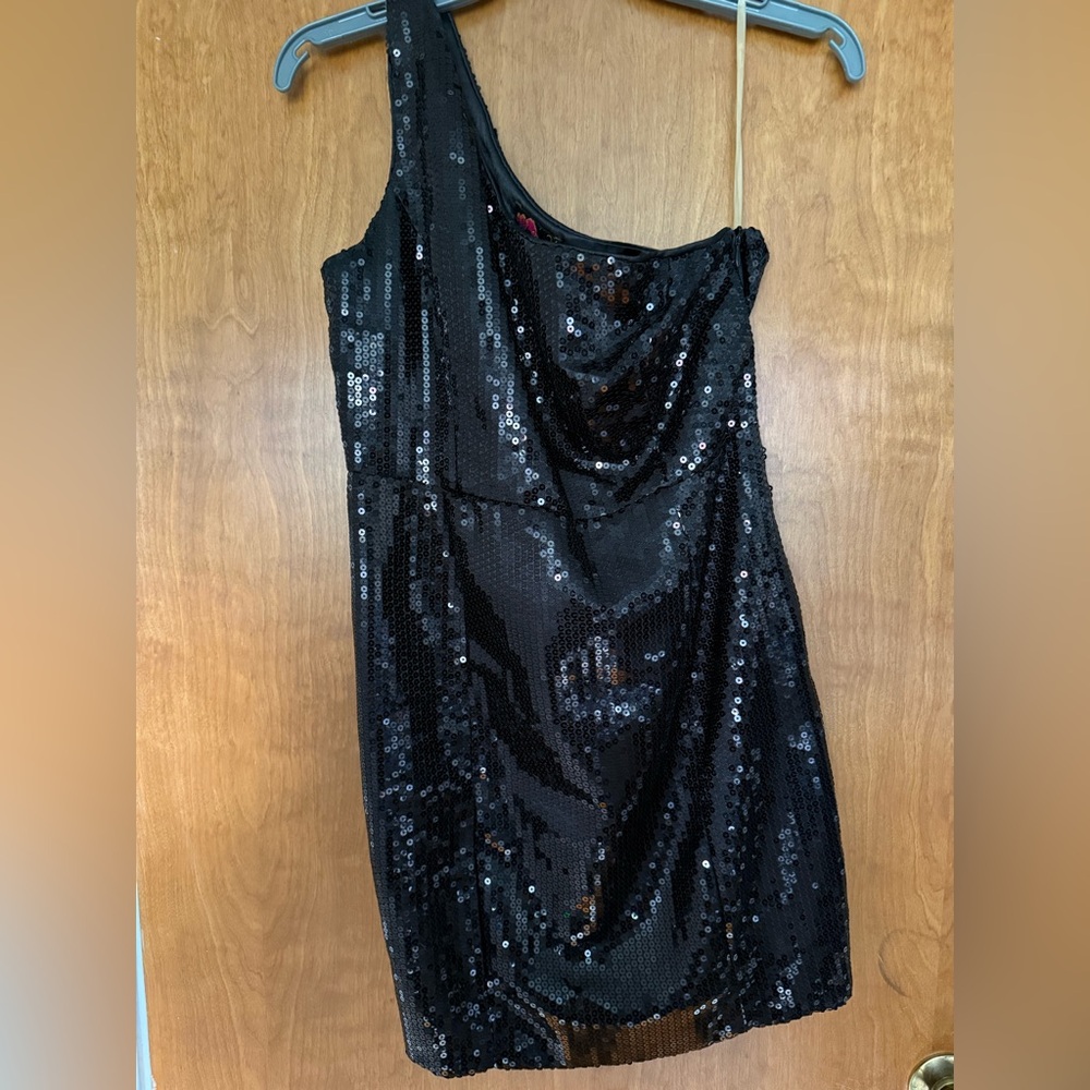 Forever 21 Black Sequin One Shoulder Dress